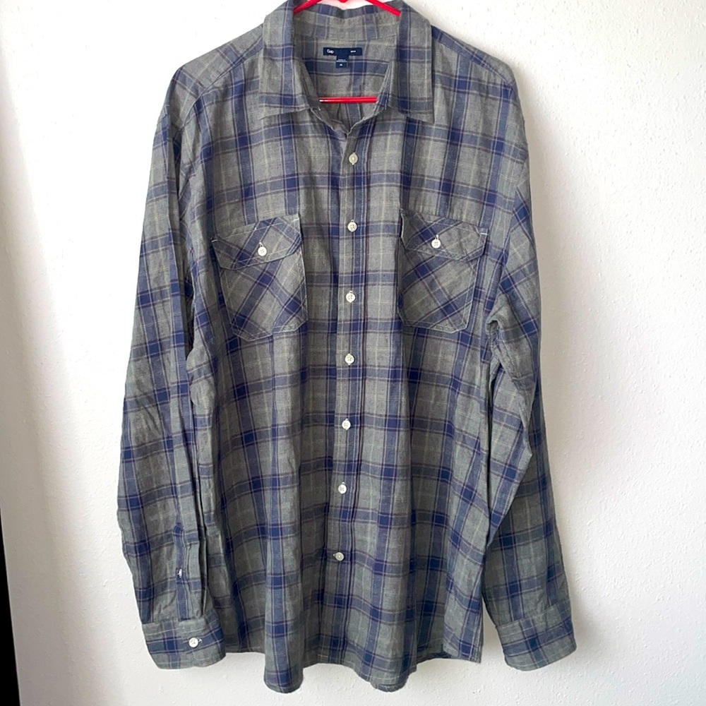 Gap men ‘s flannel shirt
